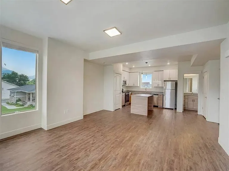Vaseo Townhomes — Photo 23