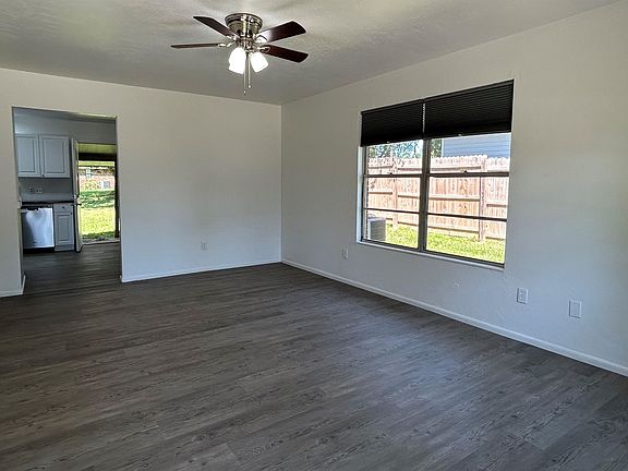 3rd image of 8323 Portsmouth Ct #B
