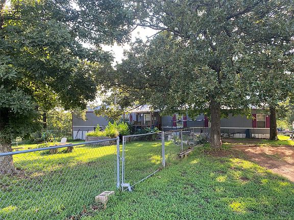 2nd image of 7551 Oak Dr