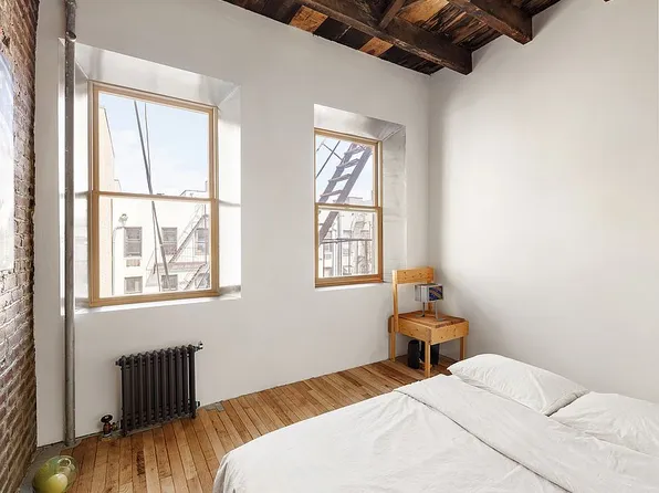 186 E 2nd St APT 16, New York, NY 10009