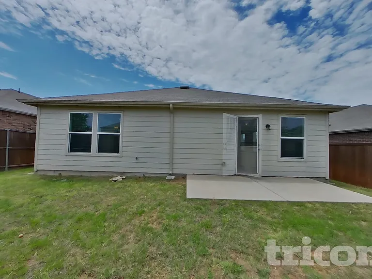 1125 Waggoner Dr — Photo 15