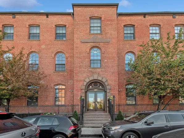 401 Hicks Street image 10 of 11