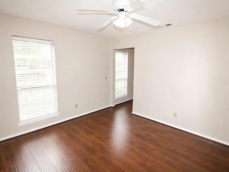 3331 Oak Branch Ln — Photo 6