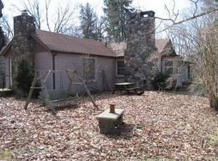 3195 S Ortonville Rd, Clarkston, MI 48348