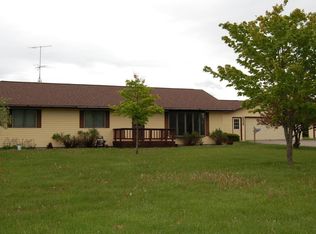 6826 Little Canada Rd, Cheboygan, MI 49721