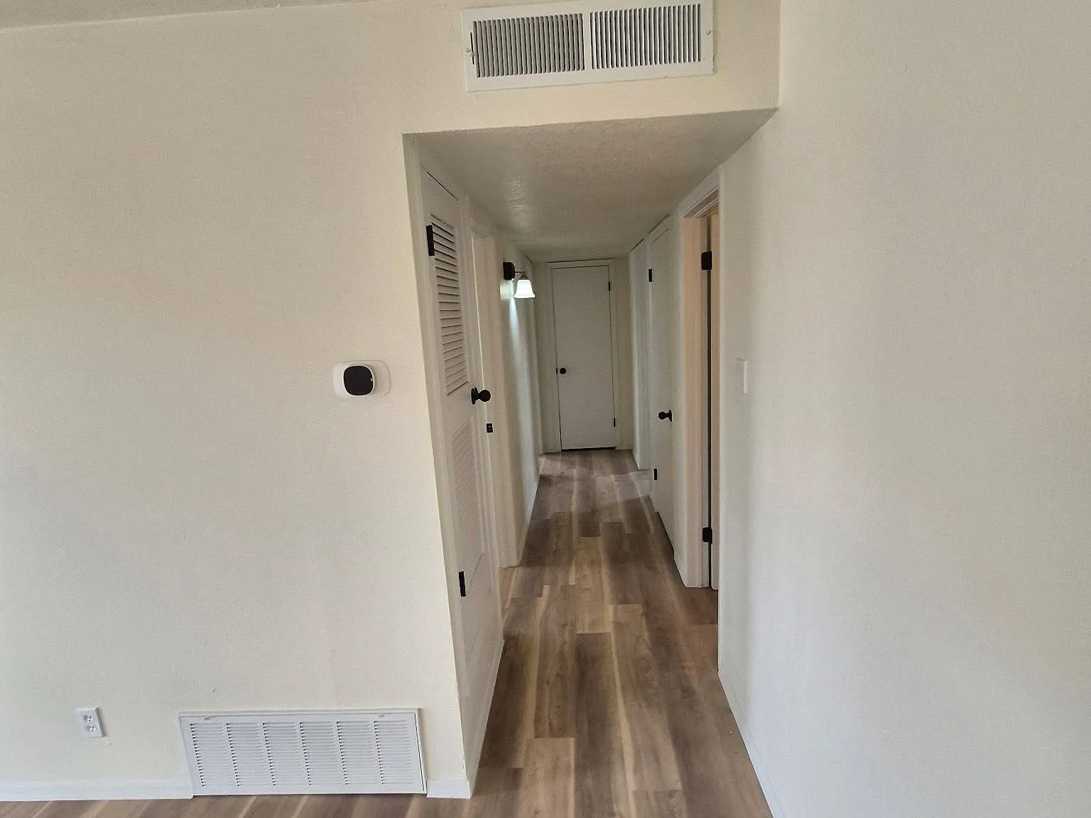 3 bed, 1566 sqft, $1,599 — Photo 3