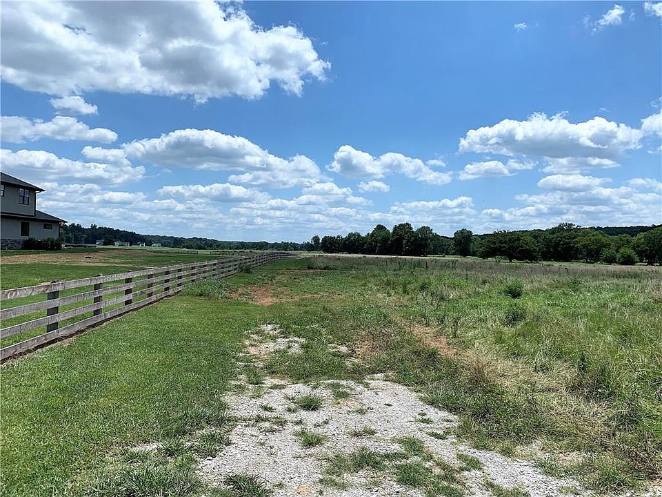 2nd image of Mill Dam Rd