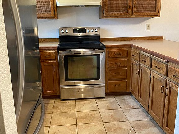 4th image of 1919 172nd St SW Unit A