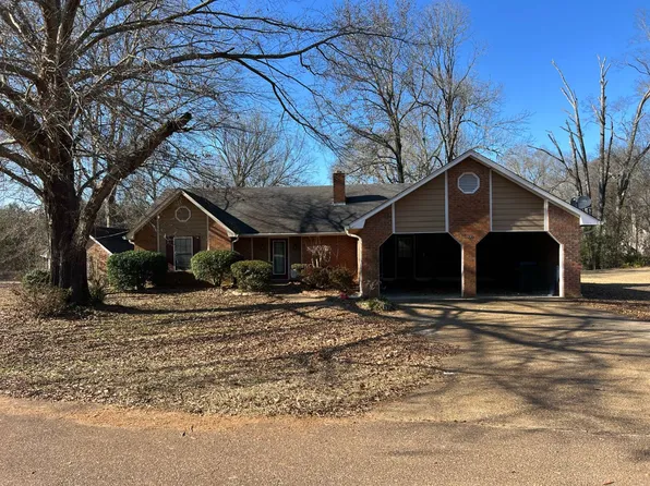 400 Pebble Creek Rd, Grenada, MS 38901