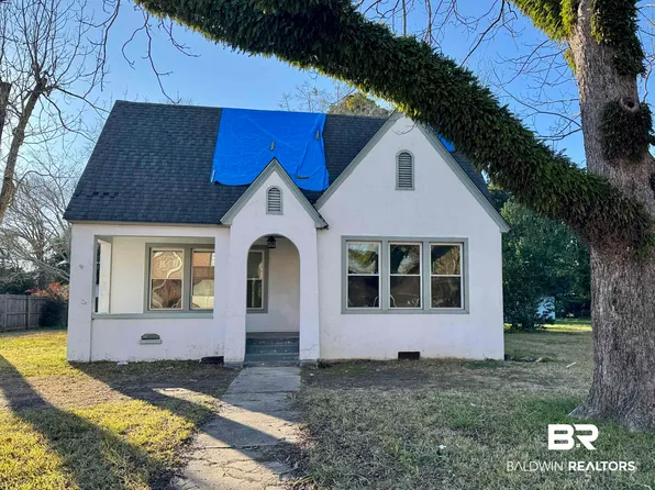 310 S Pensacola Ave, Atmore, AL 36502