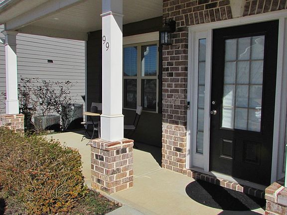 3rd image of 99 Grand River Ln