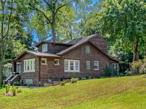 429 Concord Ave, Fox River Grove, IL 60021