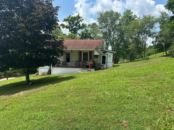 165 Wingrove Hill Rd, Scarbro, WV 25917