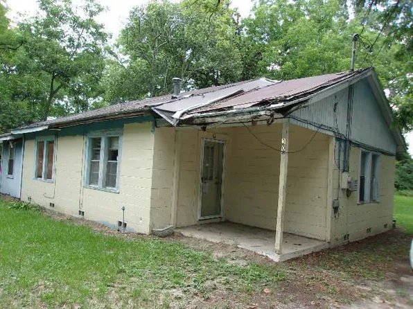 30 W 1st Ave, Hazlehurst, GA 31539