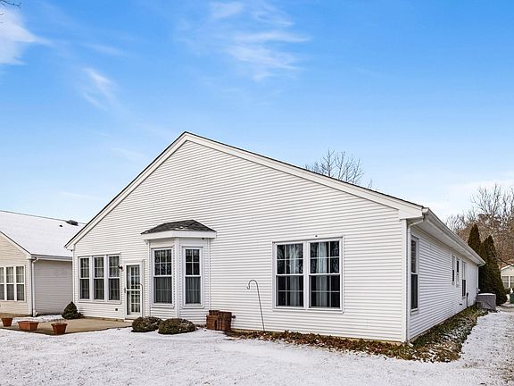 2nd image of 155 Southampton Dr