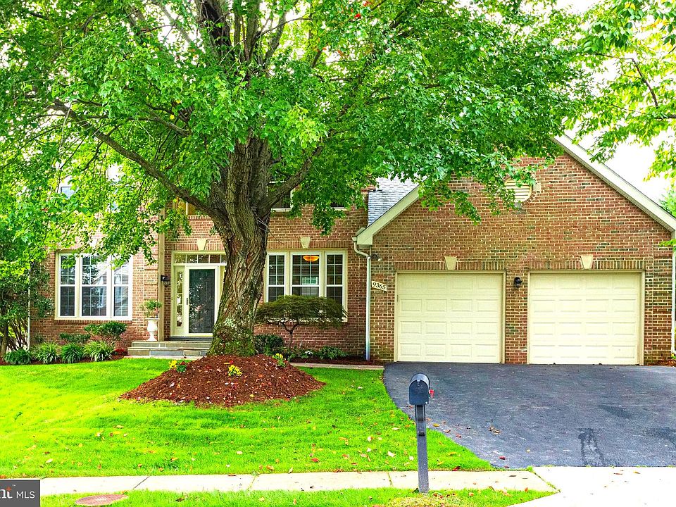 1st image of 9365 Braymore Cir