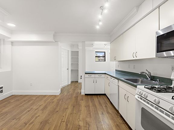 3rd image of 151 Sip Ave APT 37