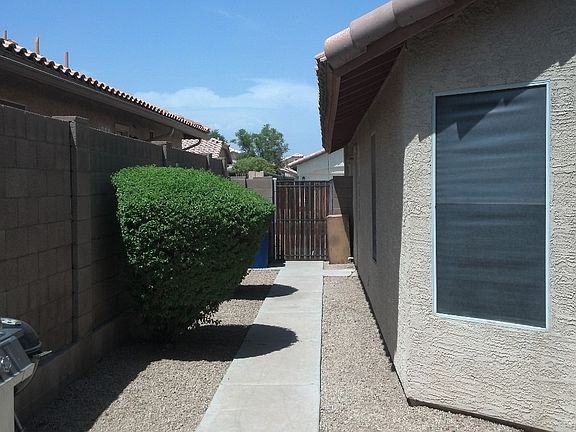 4th image of 12737 W Lewis Ave