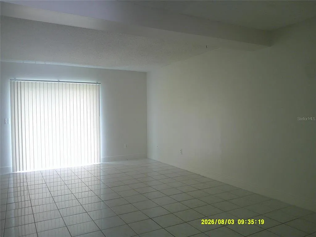 2 bed, 2.5 bath, 1066 sqft, $1,595 — Photo 4