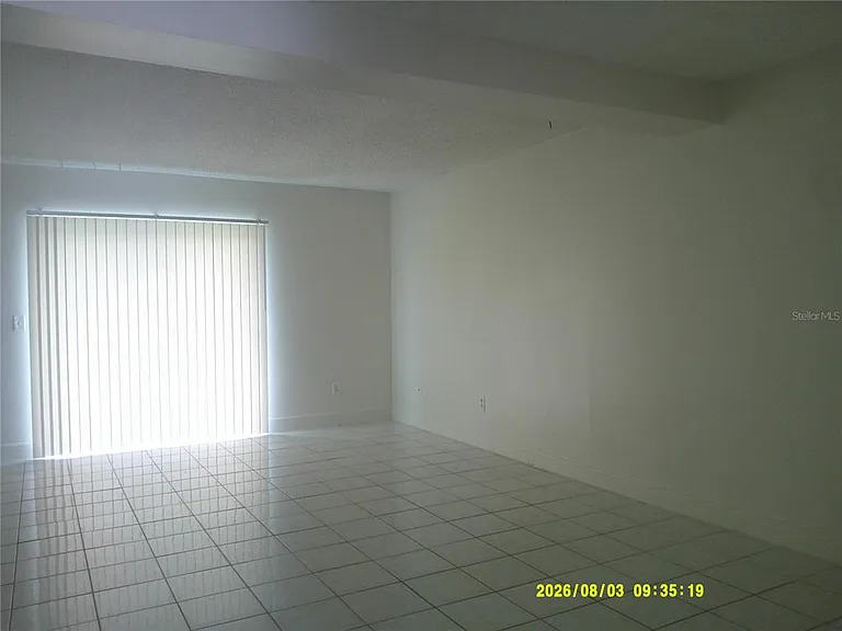 291 Flower Ln — Photo 4