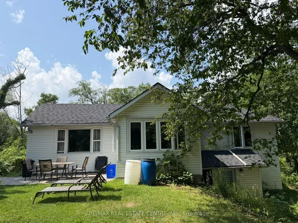 716 Artaban Rd, Hamilton, ON L9H 5E3