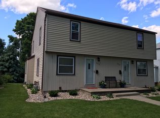 624 E Harrison St, Appleton, WI 54911