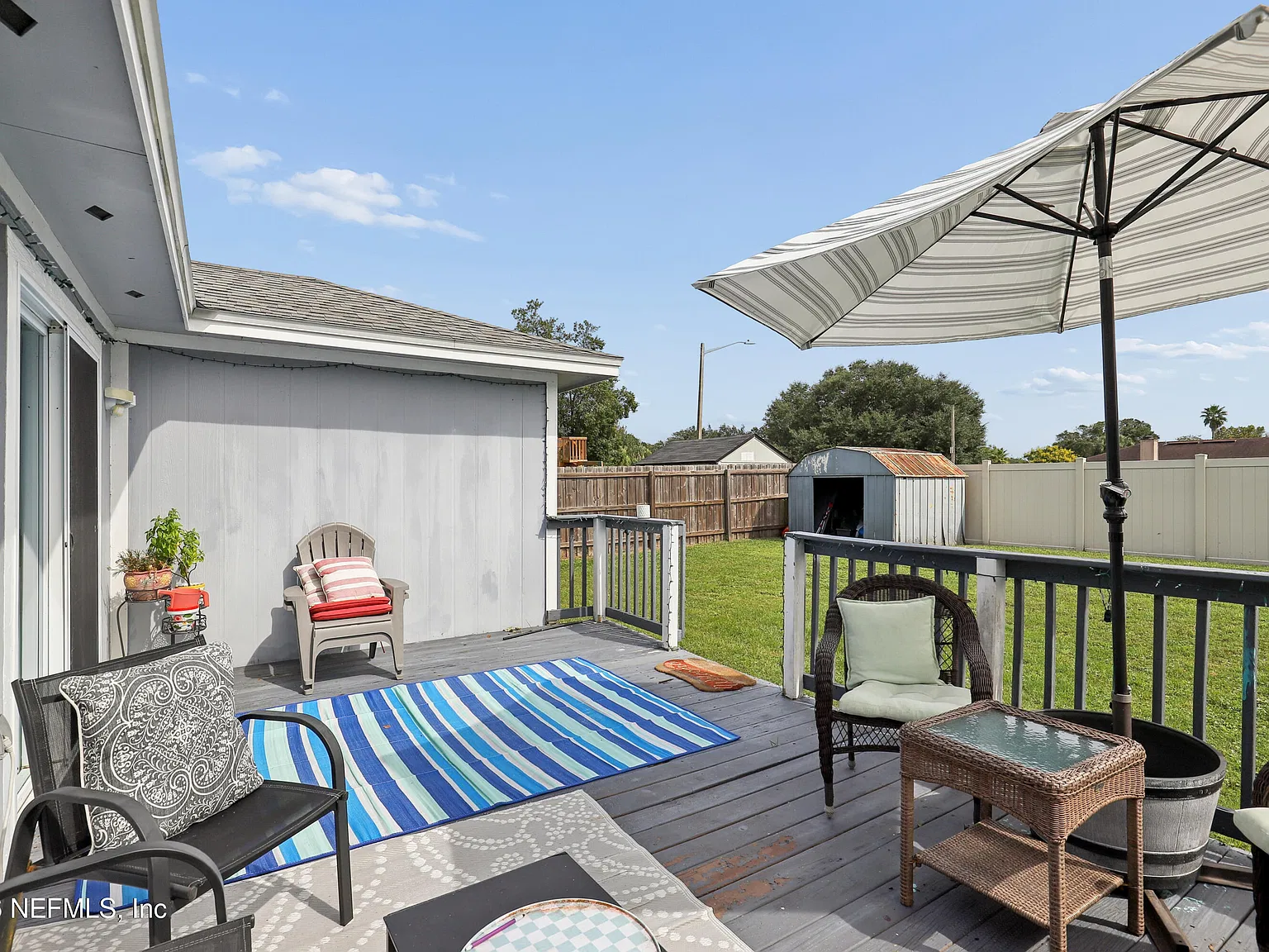 3 bed, 2.0 bath, 1317 sqft, $2,200 — Photo 3