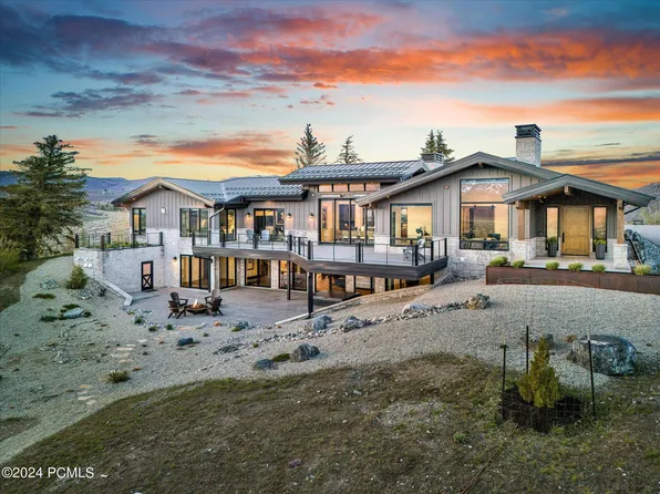 1523 Crescent Dr N, Park City, UT 84098