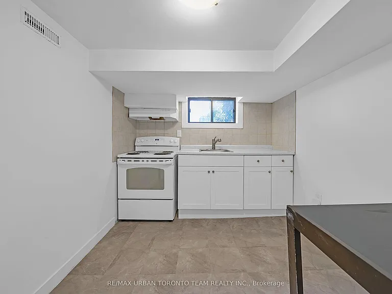57 Westdale Dr #2 — Photo 11