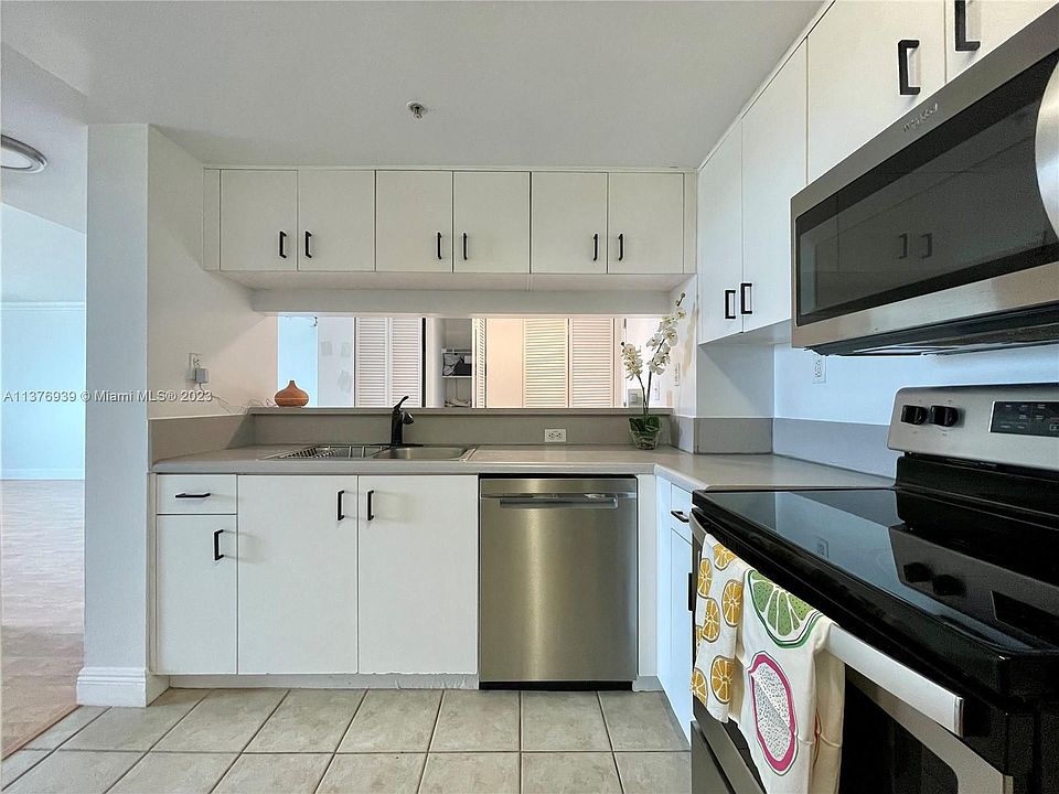 1st image of 650 West Ave APT 503