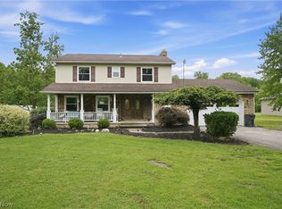 2697 Newton Tomlinson Rd, Newton Falls, OH 44444