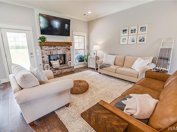 4th image of 13931 Glen Park Ave