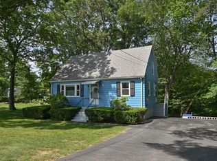 58 Oak St, Billerica, MA 01821