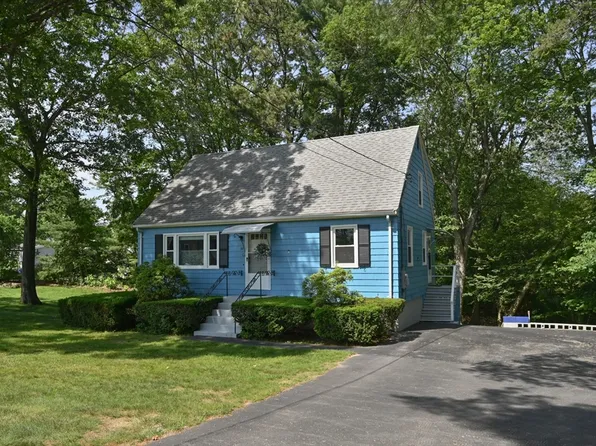 58 Oak St, Billerica, MA 01821