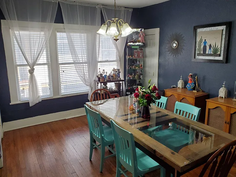 404 N Winnetka Ave — Photo 4