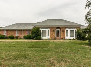 274 Lakeside Park Dr, Hendersonville, TN 37075