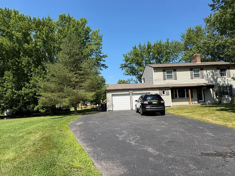 3645 E River Rd #2 — Photo 17