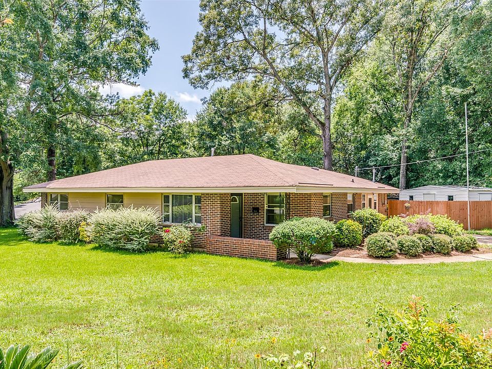 1st image of 3556 Cottonwood Dr