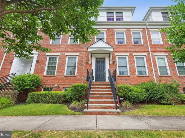 194 Union St, Robbinsville, NJ 08691