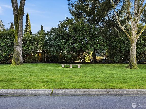 5th image of 8310 61st Street W