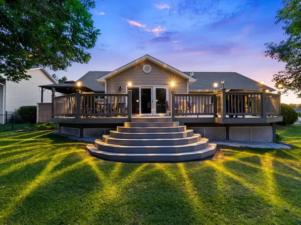 835 S 11th St, Adel, IA 50003