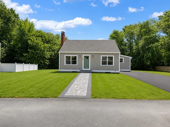 49 Maynard Rd, Dedham, MA 02026
