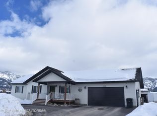205 Holly Dr, Thayne, WY 83127
