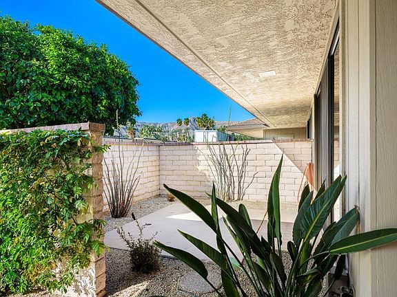 5th image of 4 Rutgers Ct