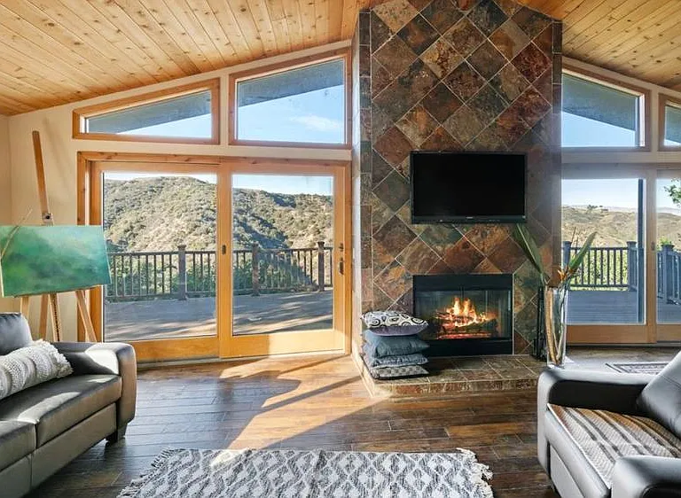 Alta Dr — Photo 1