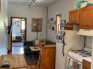 214 N 6th St #1P, Brooklyn, NY 11211