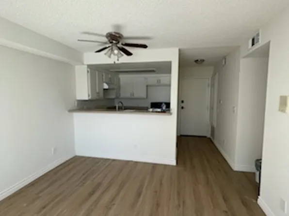 10238 Tujunga Canyon Blvd #5, Tujunga, CA 91042