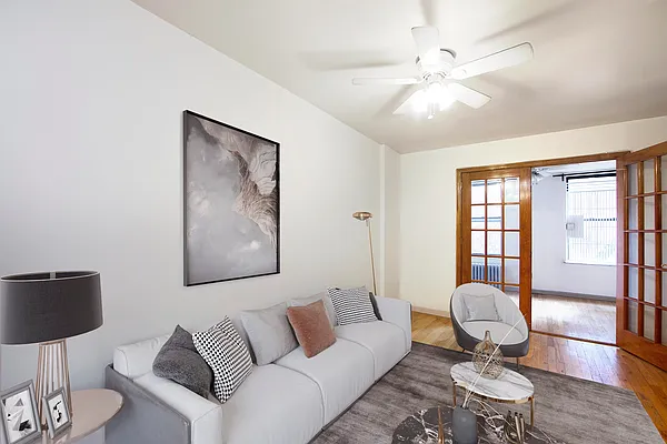 Rented by R New York | media 2