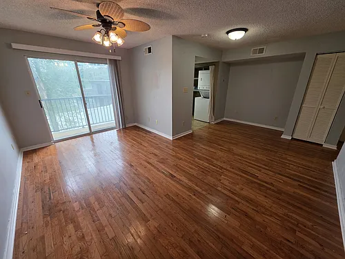 317 Hayden Rd #6 Photo 1