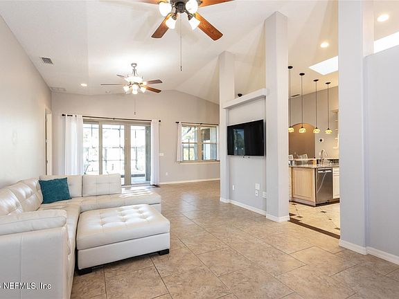 2nd image of 608 SHEARWOOD Drive